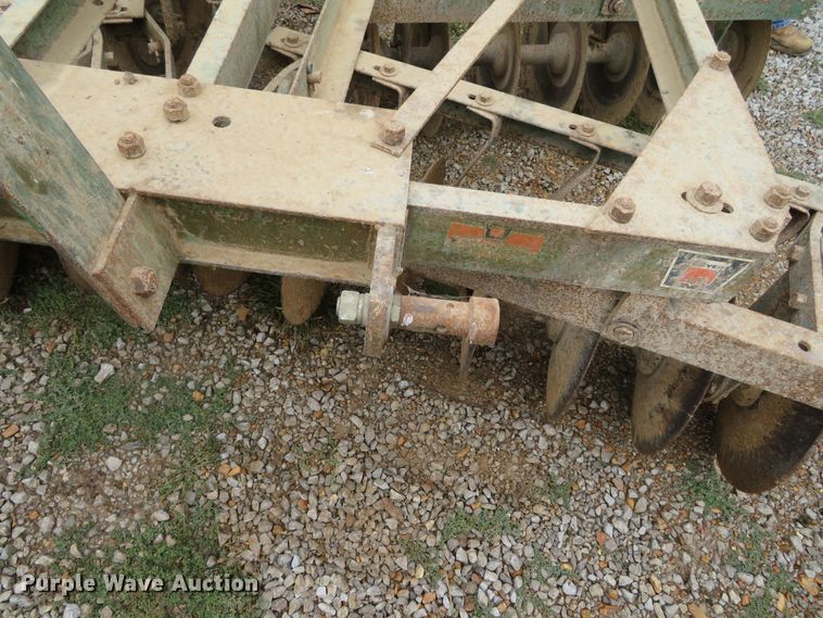 image for item DH3979 Oliver 352 tandem disk