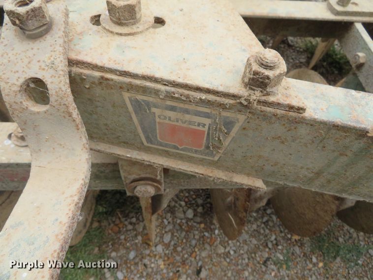 image for item DH3979 Oliver 352 tandem disk