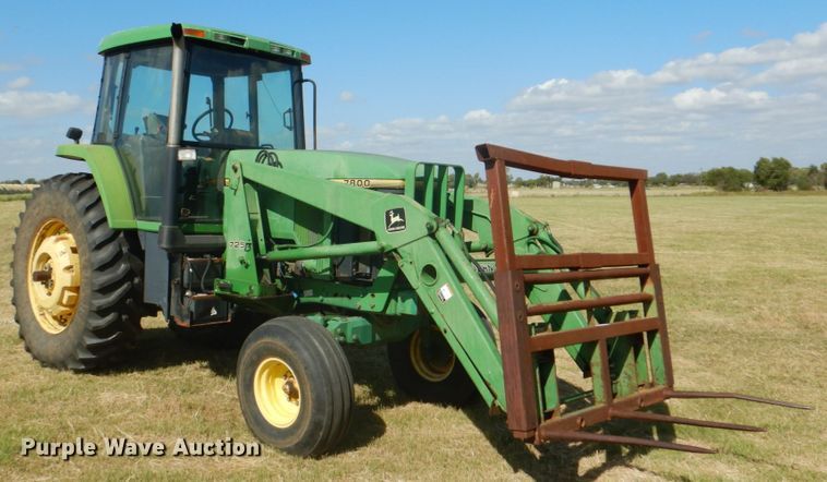 image for item DH5389 1993 John Deere 7800  tractor