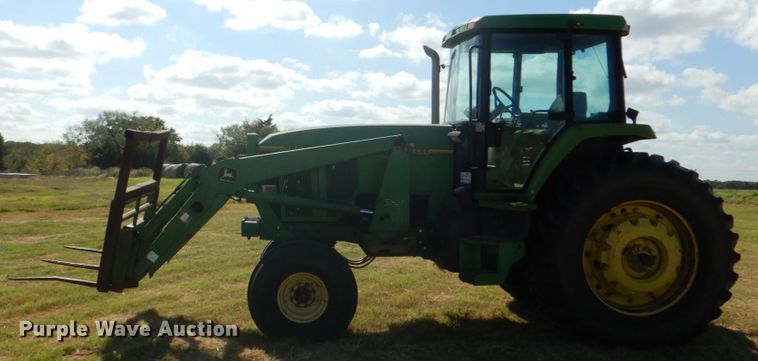 image for item DH5389 1993 John Deere 7800  tractor