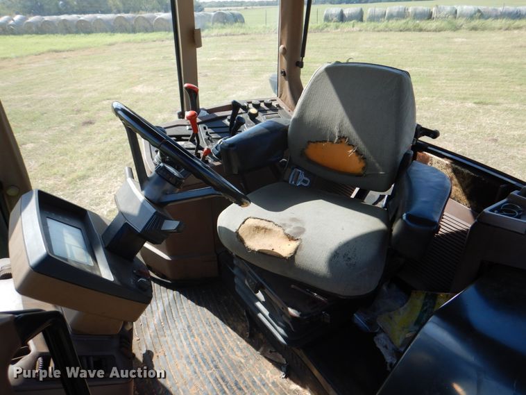 image for item DH5389 1993 John Deere 7800  tractor