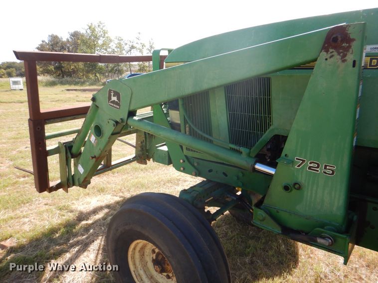 image for item DH5389 1993 John Deere 7800  tractor
