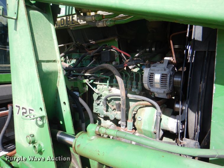 image for item DH5389 1993 John Deere 7800  tractor