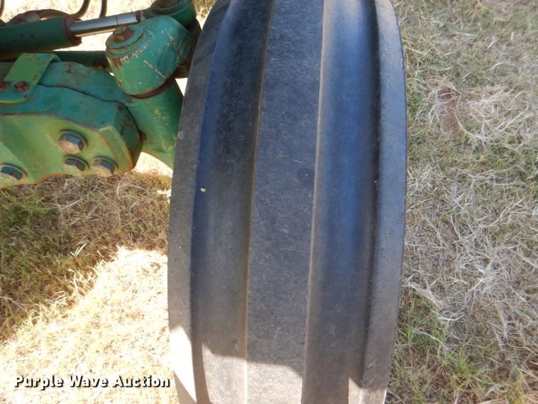 image for item DH5389 1993 John Deere 7800  tractor