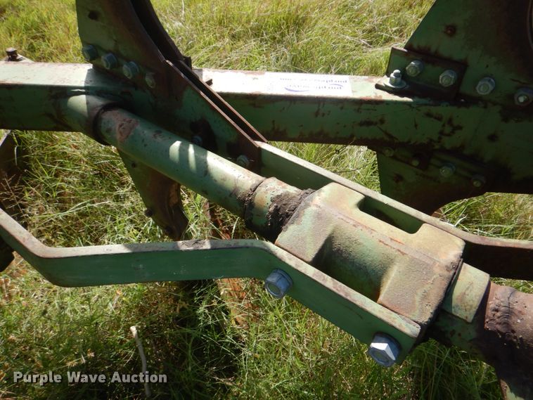 image for item DH5390 John Deere E835A four bottom rollover plow