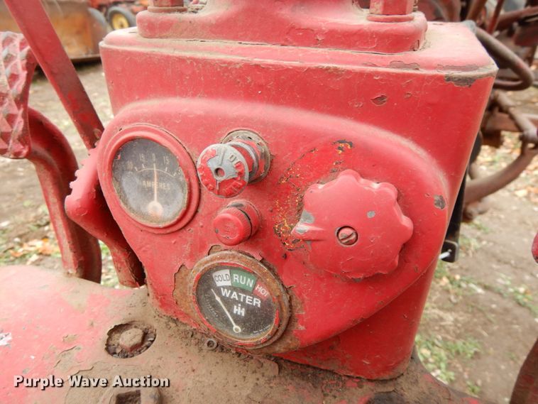 image for item DH6724 1951 Mccormick Farmall Super C  tractor