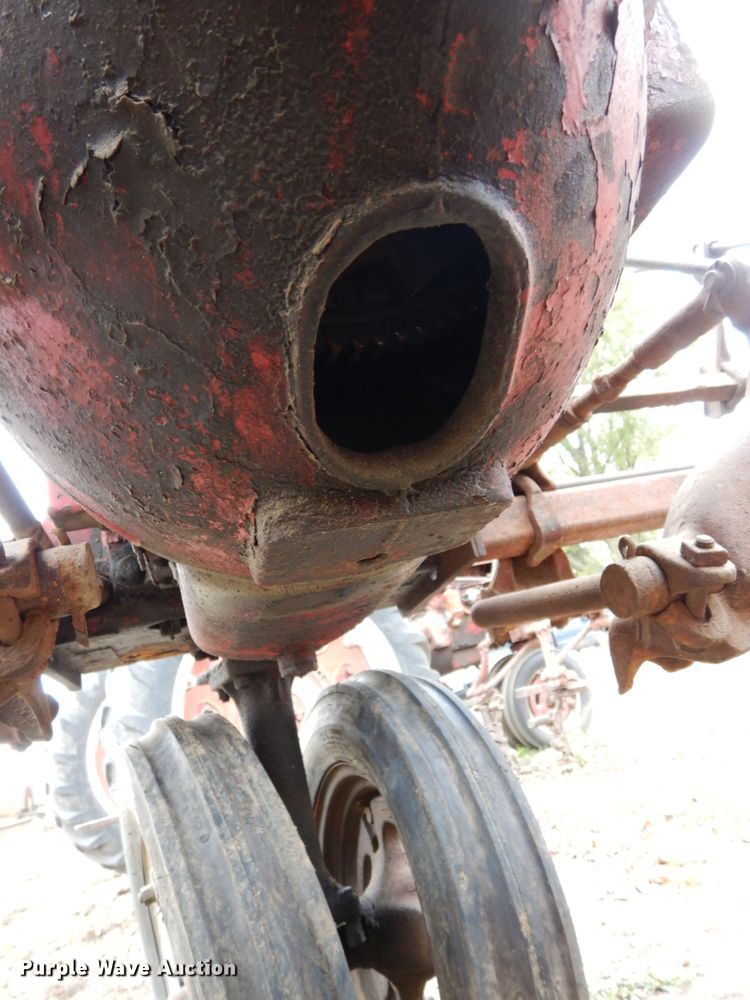 image for item DH6724 1951 Mccormick Farmall Super C  tractor