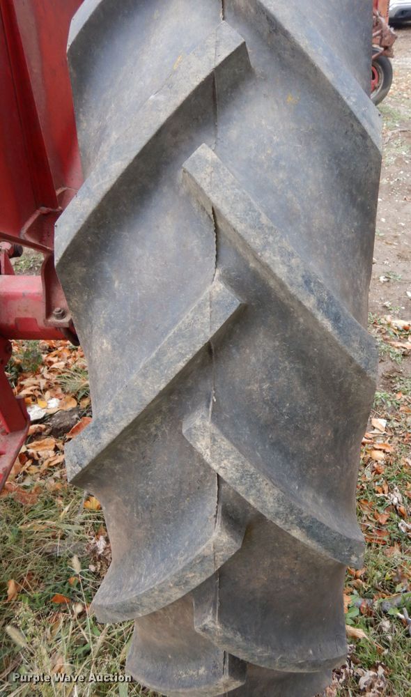 image for item DH6724 1951 Mccormick Farmall Super C  tractor