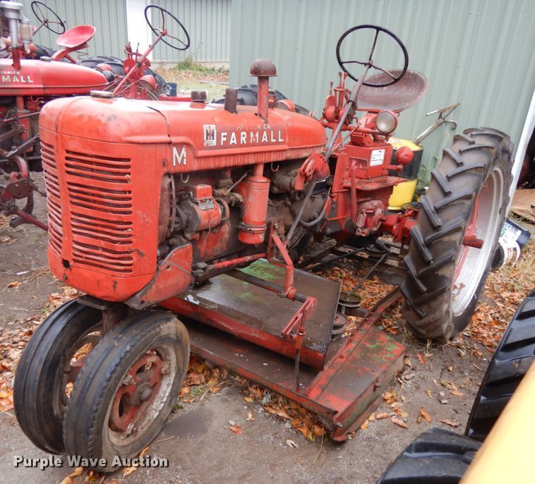 image for item DH6729 1949 International Farmall C  tractor
