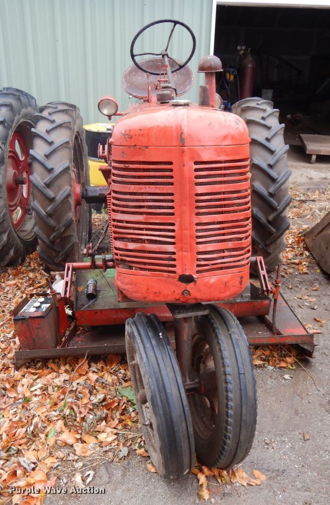 image for item DH6729 1949 International Farmall C  tractor