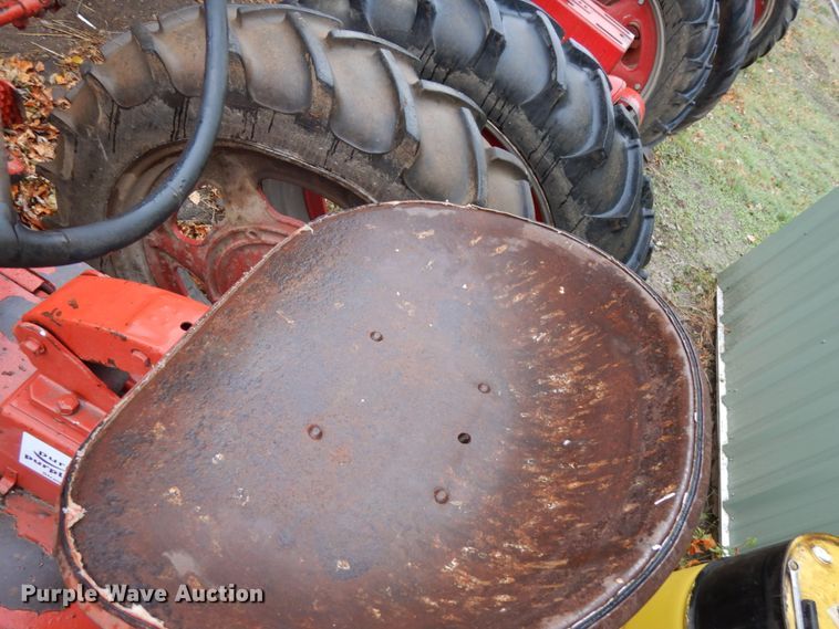image for item DH6729 1949 International Farmall C  tractor