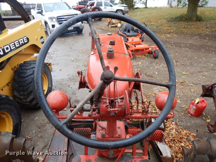 image for item DH6729 1949 International Farmall C  tractor