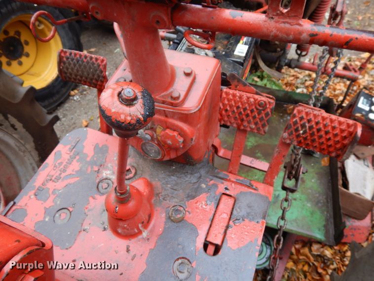 image for item DH6729 1949 International Farmall C  tractor