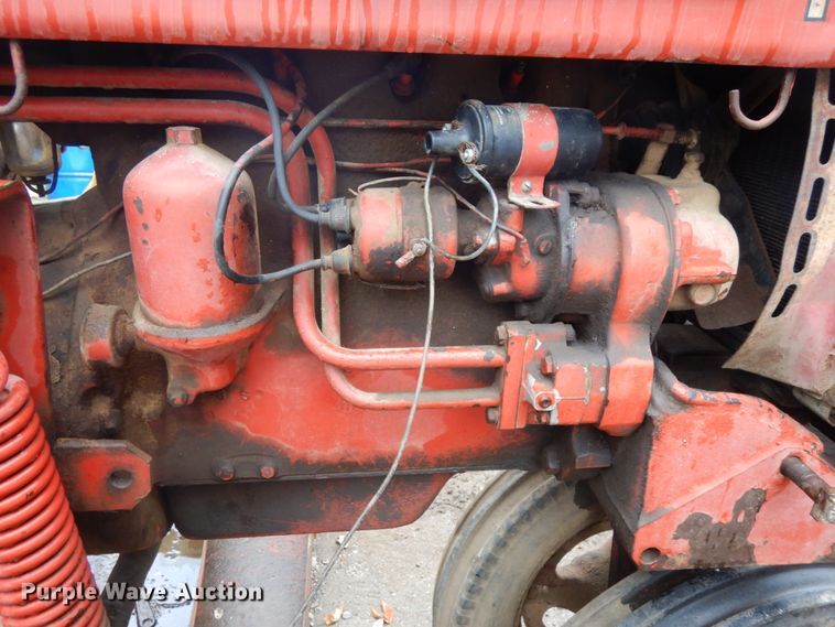 image for item DH6729 1949 International Farmall C  tractor