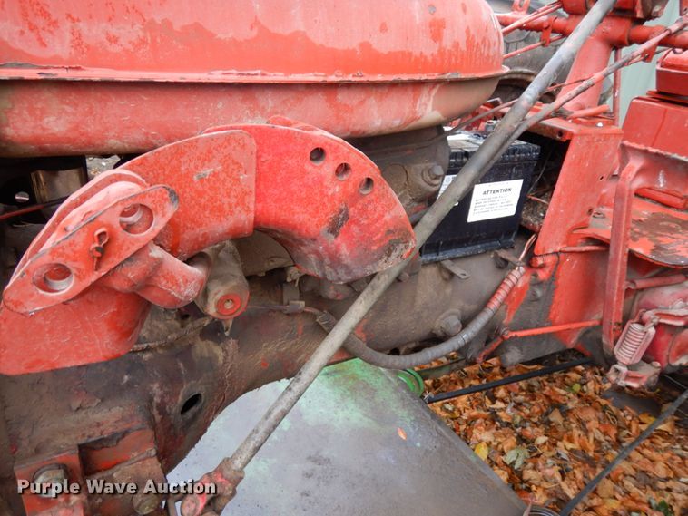 image for item DH6729 1949 International Farmall C  tractor