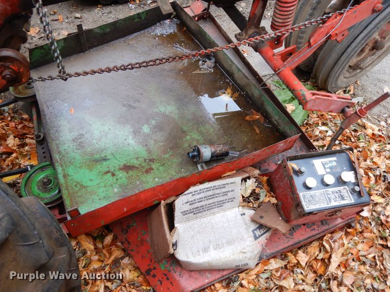 image for item DH6729 1949 International Farmall C  tractor