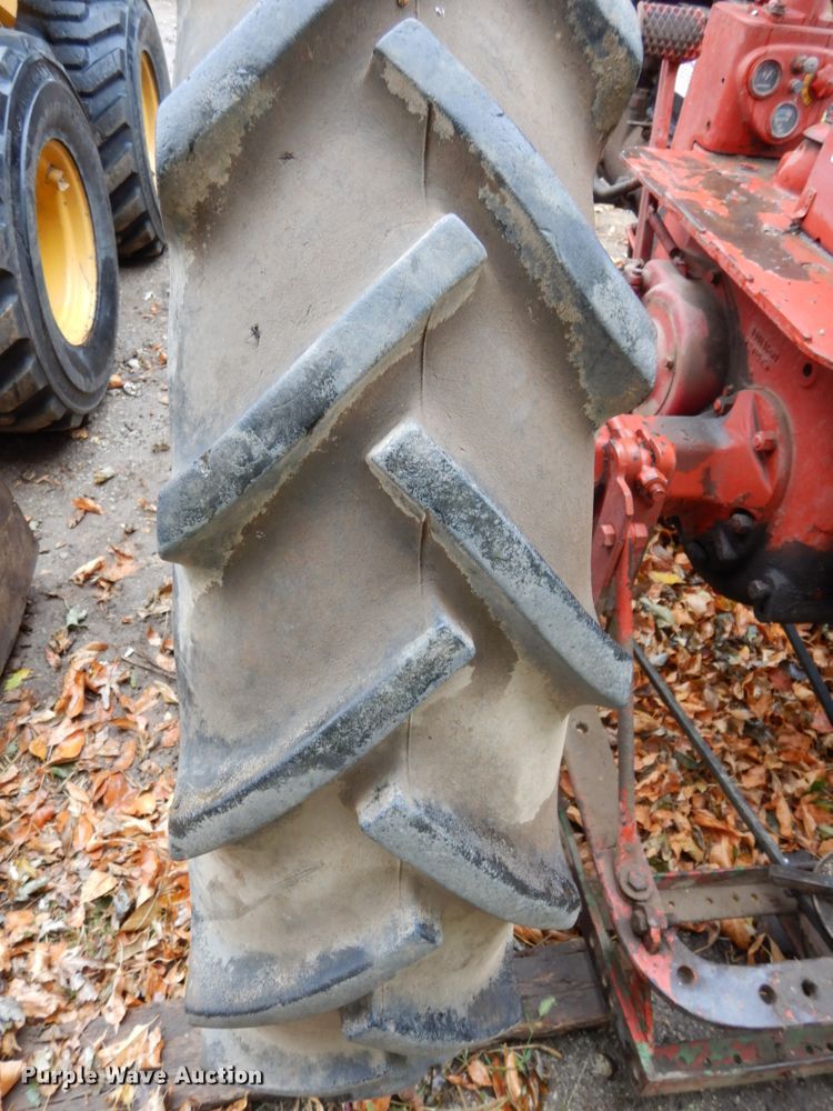 image for item DH6729 1949 International Farmall C  tractor