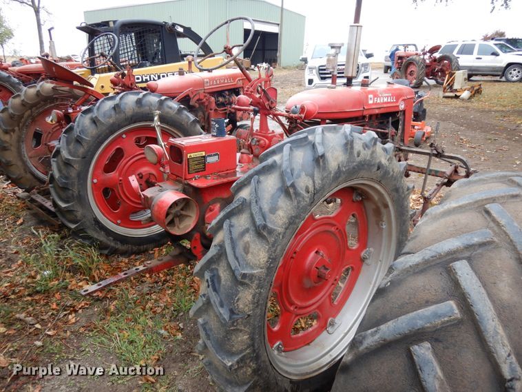 image for item DH6730 1952 Mccormick Farmall Super C  tractor