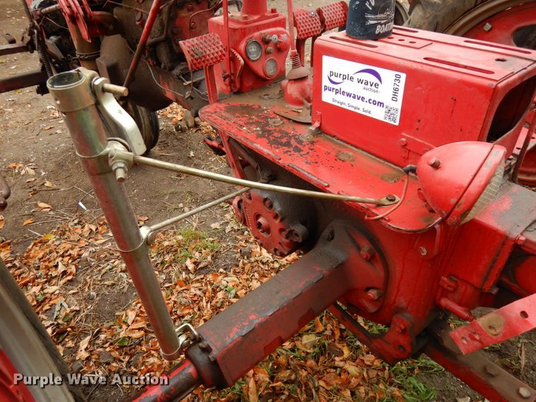 image for item DH6730 1952 Mccormick Farmall Super C  tractor