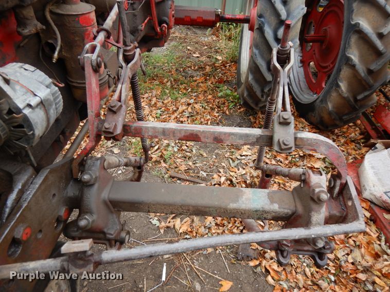 image for item DH6730 1952 Mccormick Farmall Super C  tractor