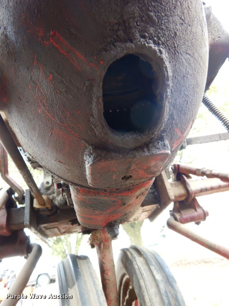 image for item DH6730 1952 Mccormick Farmall Super C  tractor