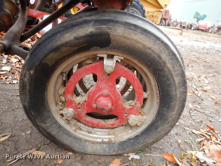 image for item DH6730 1952 Mccormick Farmall Super C  tractor