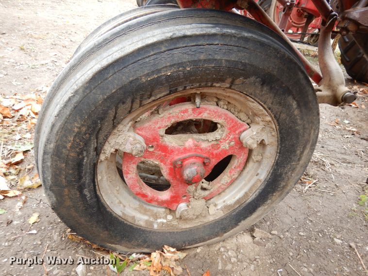 image for item DH6730 1952 Mccormick Farmall Super C  tractor