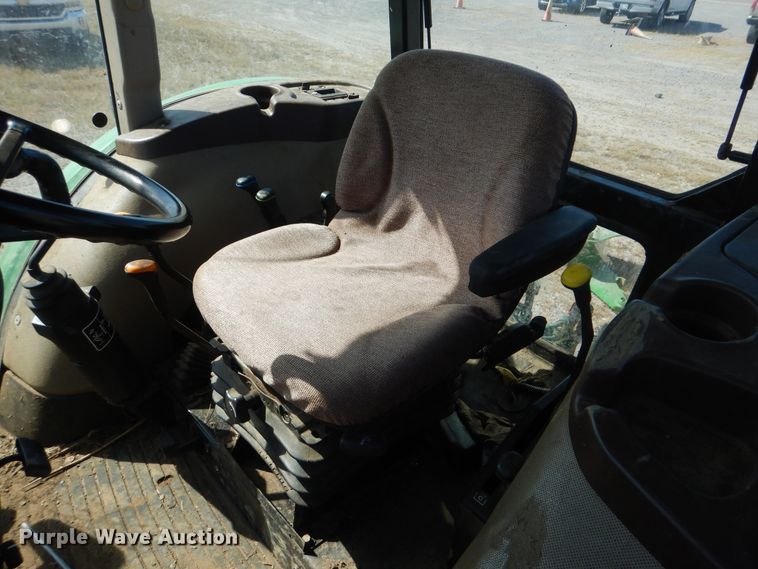 image for item DI0477 2011 John Deere 5093E  MFWD tractor