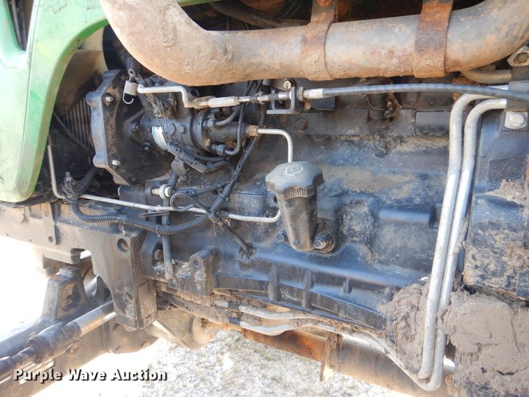 image for item DI0477 2011 John Deere 5093E  MFWD tractor