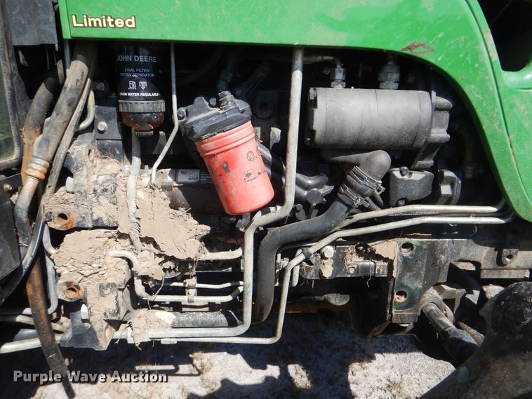 image for item DI0477 2011 John Deere 5093E  MFWD tractor