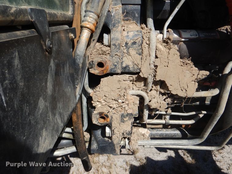 image for item DI0477 2011 John Deere 5093E  MFWD tractor