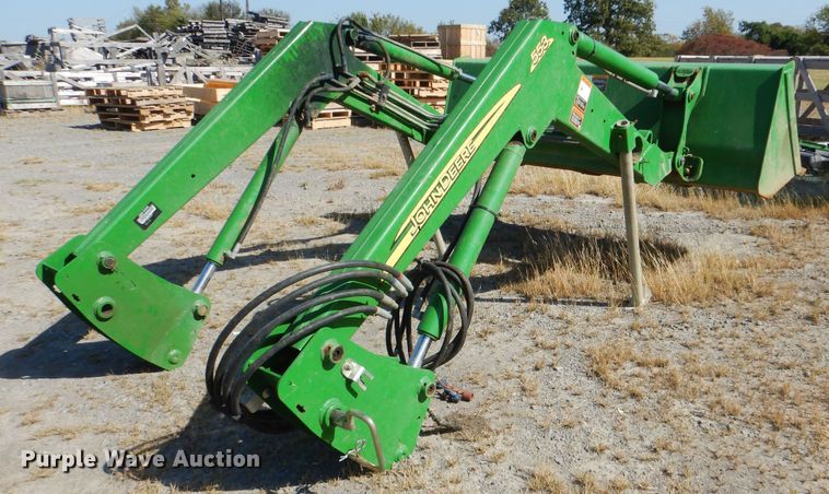 image for item DI0477 2011 John Deere 5093E  MFWD tractor