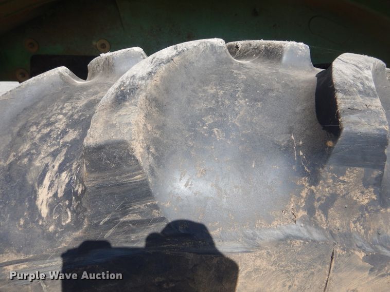 image for item DI0477 2011 John Deere 5093E  MFWD tractor