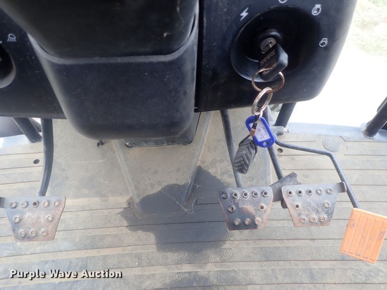 image for item DI7280 1998 Case IH MX100  tractor