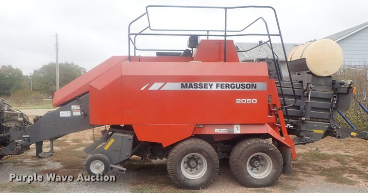image for item DI7281 2007 Massey-Ferguson 2050  large square baler