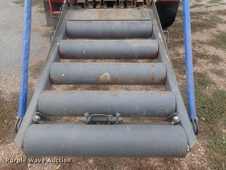 image for item DI7281 2007 Massey-Ferguson 2050  large square baler