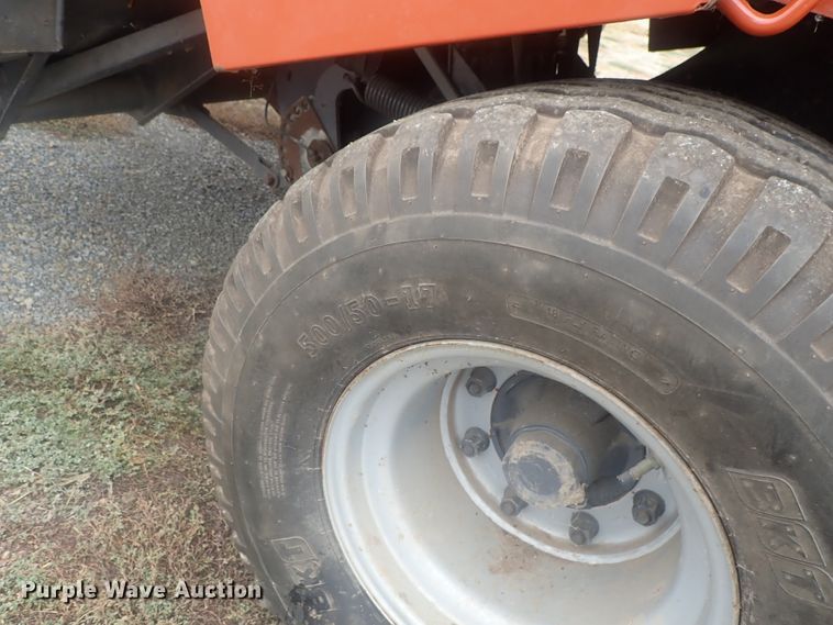 image for item DI7281 2007 Massey-Ferguson 2050  large square baler