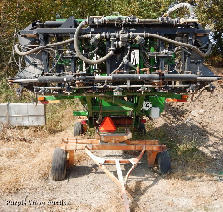 image for item DI8323 John Deere sprayer