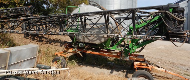 image for item DI8323 John Deere sprayer