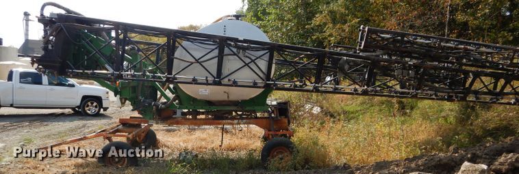 image for item DI8323 John Deere sprayer