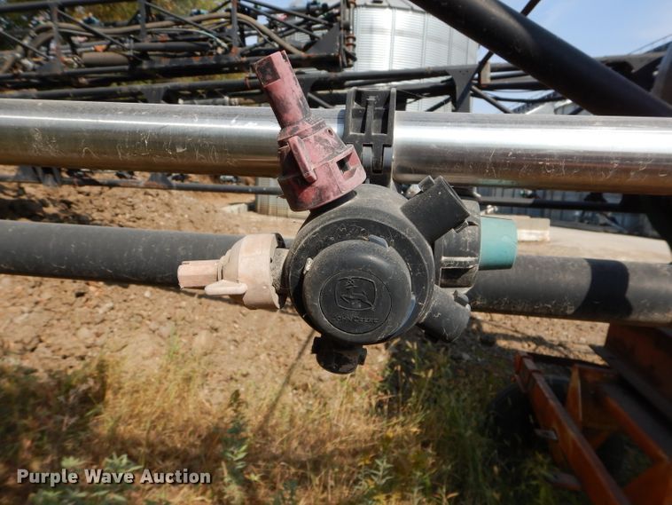 image for item DI8323 John Deere sprayer