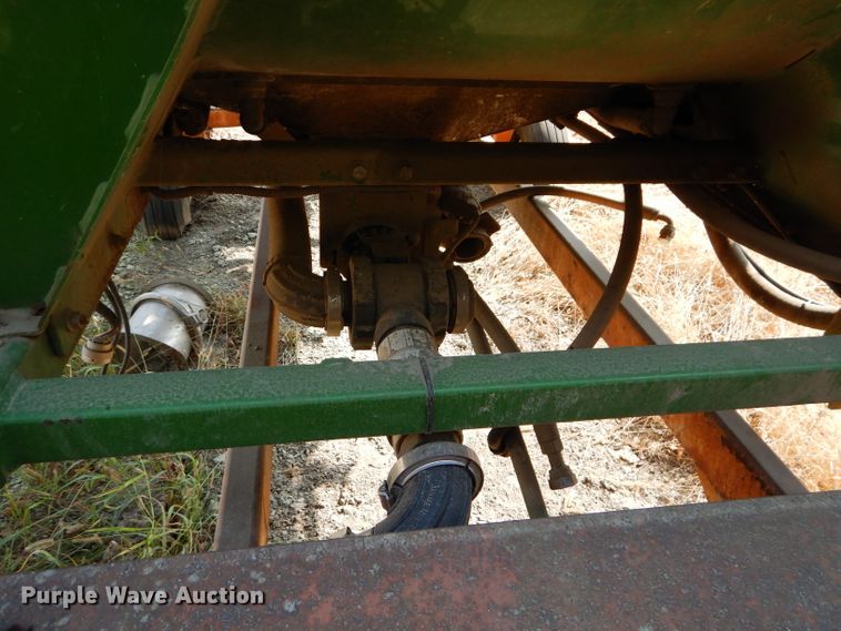 image for item DI8323 John Deere sprayer