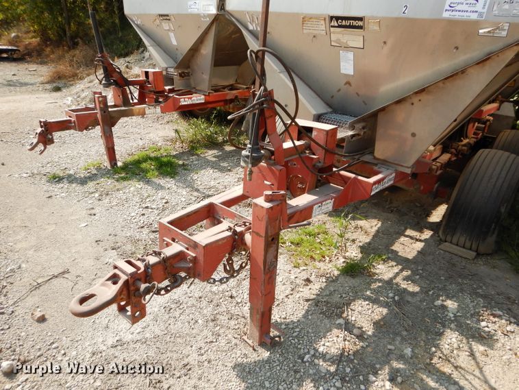 image for item DI8325 Ag Systems AG600 spreader