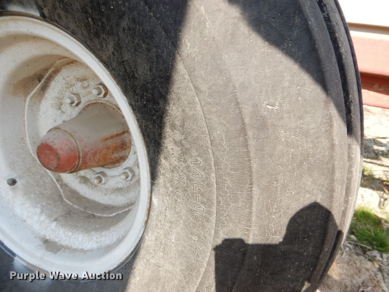 image for item DI8325 Ag Systems AG600 spreader