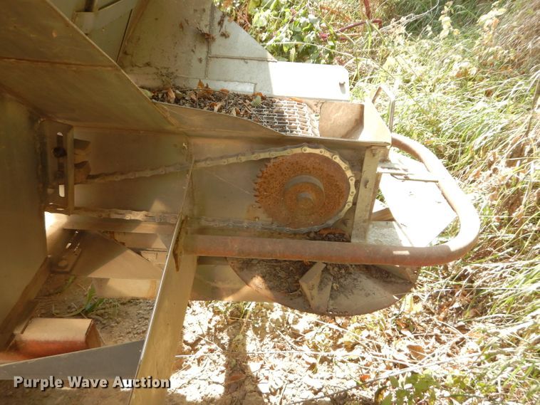 image for item DI8326 Ag Systems AG600 spreader