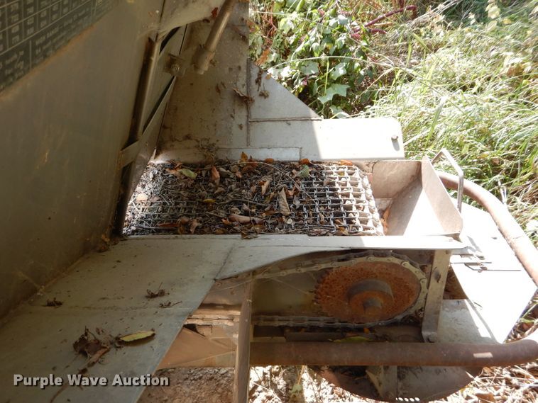 image for item DI8326 Ag Systems AG600 spreader