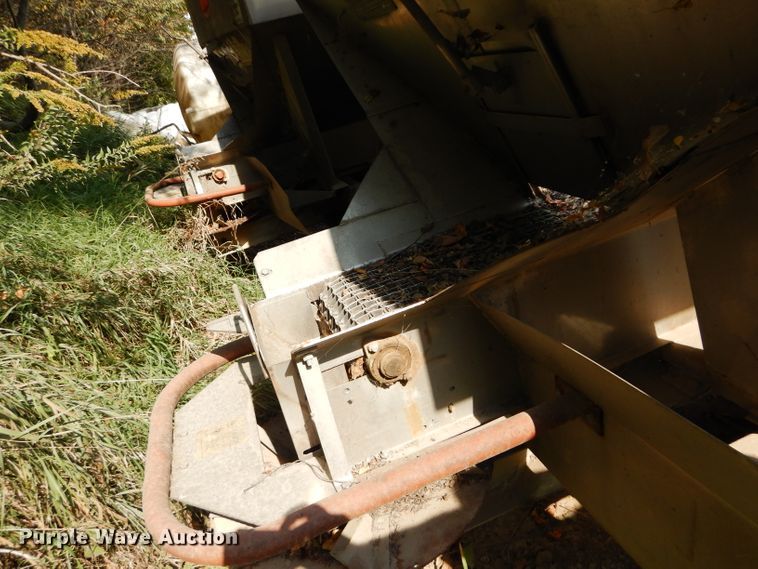 image for item DI8326 Ag Systems AG600 spreader