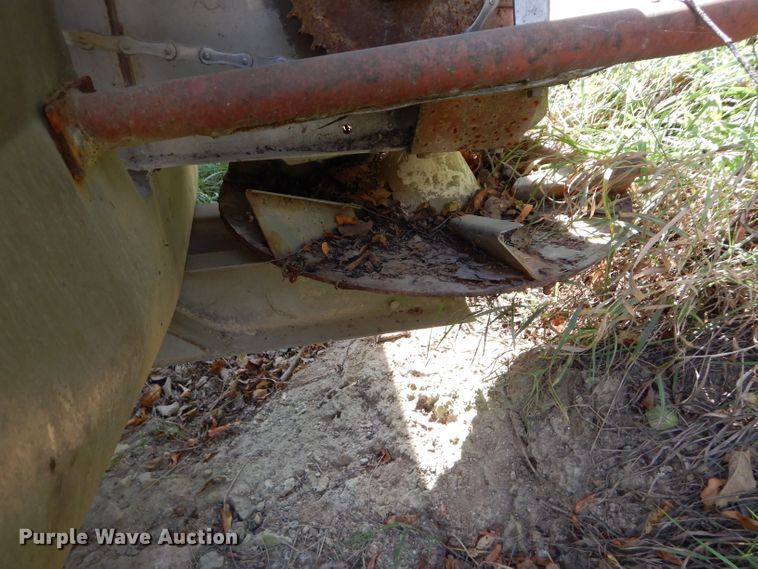 image for item DI8327 Ag Systems AG600 spreader