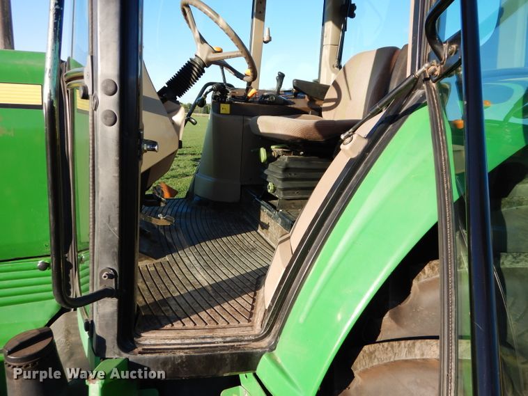 image for item DI8337 2004 John Deere 6715  MFWD tractor