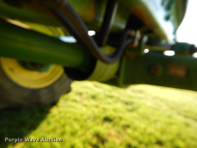 image for item DI8337 2004 John Deere 6715  MFWD tractor